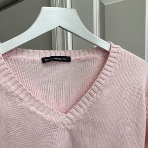 NWOT WMNS Brandy Melville Pink V-Neck Sweater